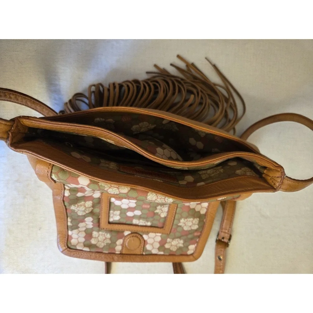HOBO leather has